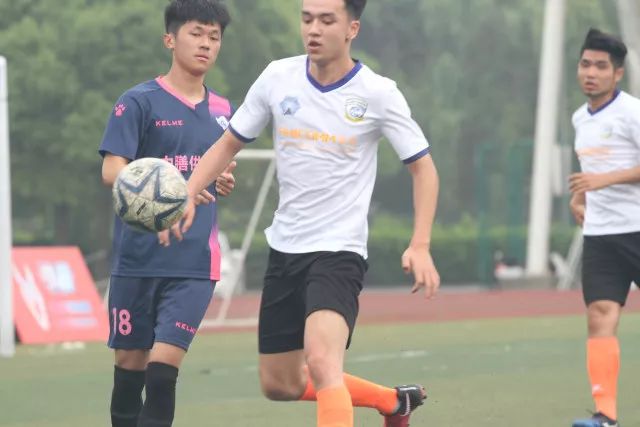 李梓萌回归引发关注，她的真实生活与公众认知大相径庭